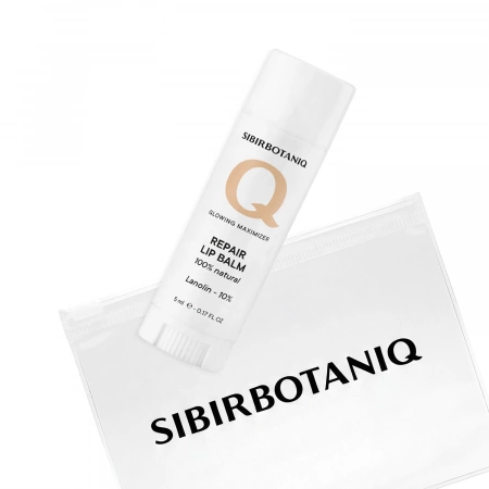 SIBIRBOTANIQ БАЛЬЗАМ ДЛЯ ГУБ GLOSS С ЛАНОЛИНОМ ЗАЖИВЛЯЮЩИЙ в фирменной косметичке, 5ml